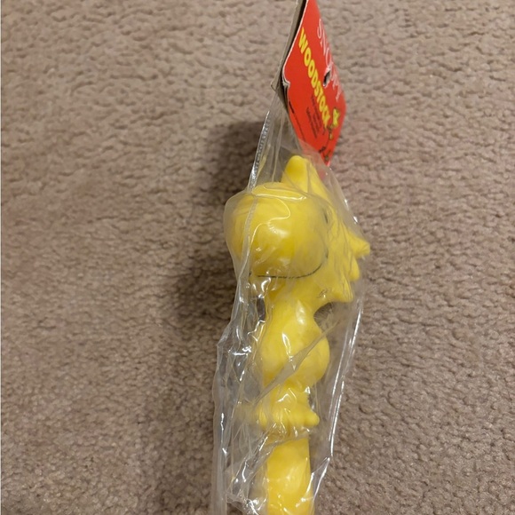 Snoopy Woodstock Vinyl Squeak Toy - Picture 4 of 4